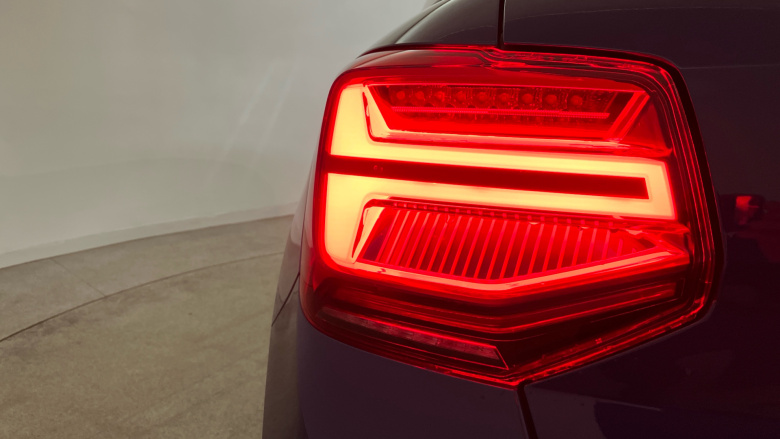 Audi Q2 35 TFSI S Line 5dr S Tronic [Tech] Petrol Estate